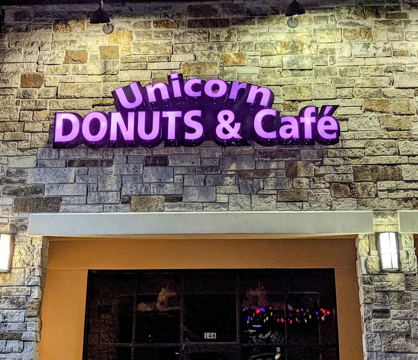 Unicorn DONUTS & Cafe