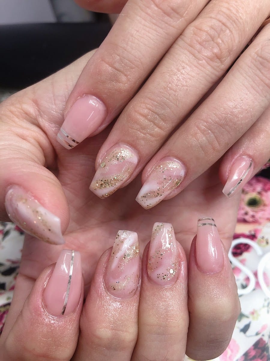 Aikahi Hair & Nail Salon