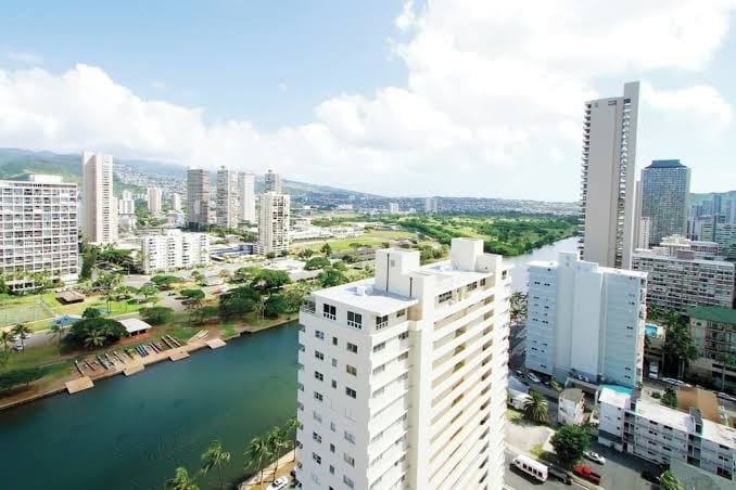Brooks Beach Vacations Wyndham 4 Star Resort 1805 Waikiki