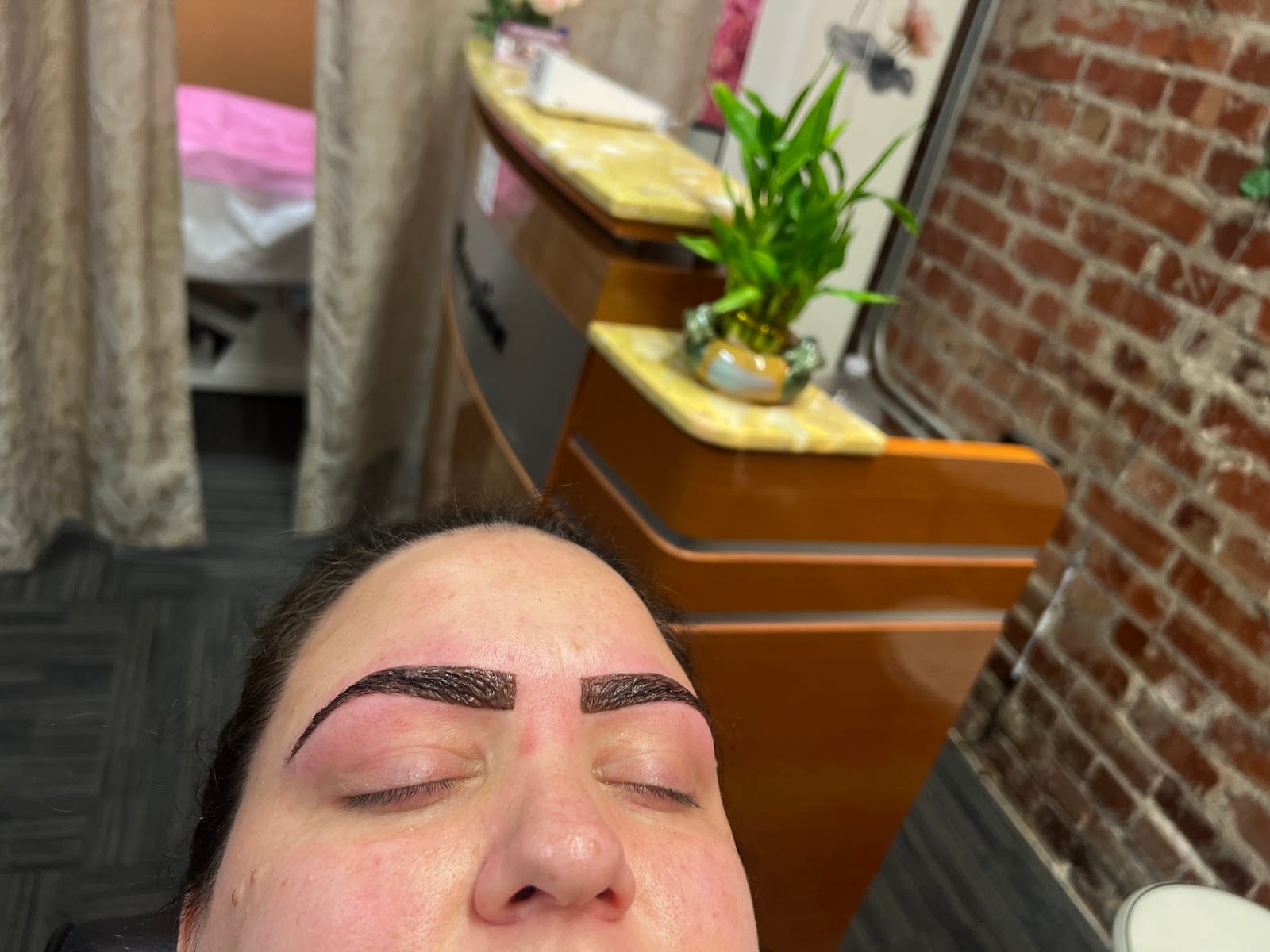 Sasa Eyebrows Threading, photo 2