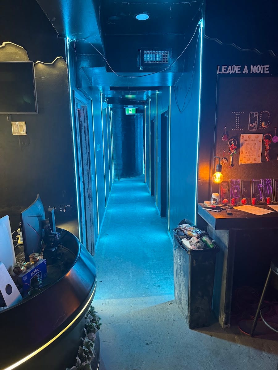 INBLACK Escape Room - DOWNTOWN TORONTO - EATON, photo 3