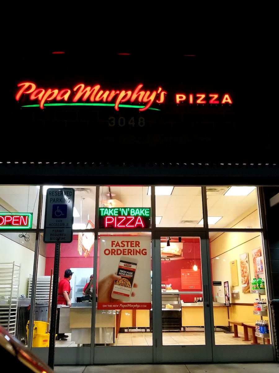 Papa Murphy's | Take 'N' Bake Pizza, photo 2