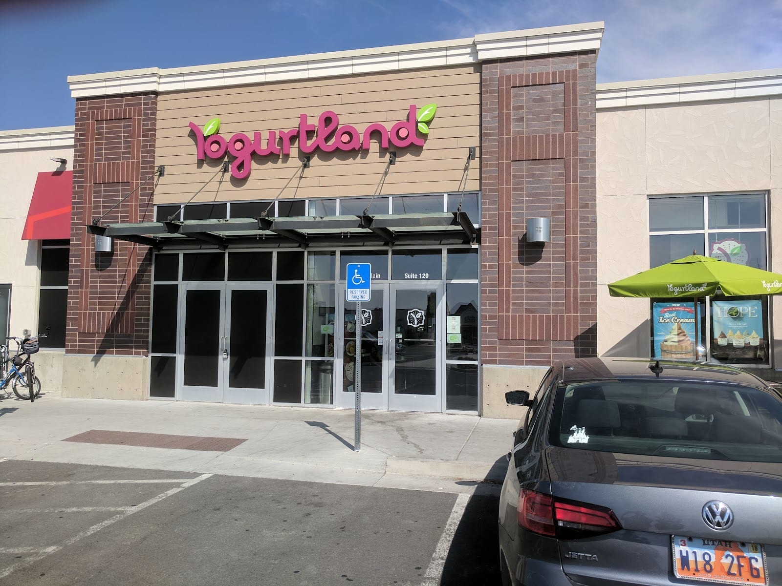 Yogurtland