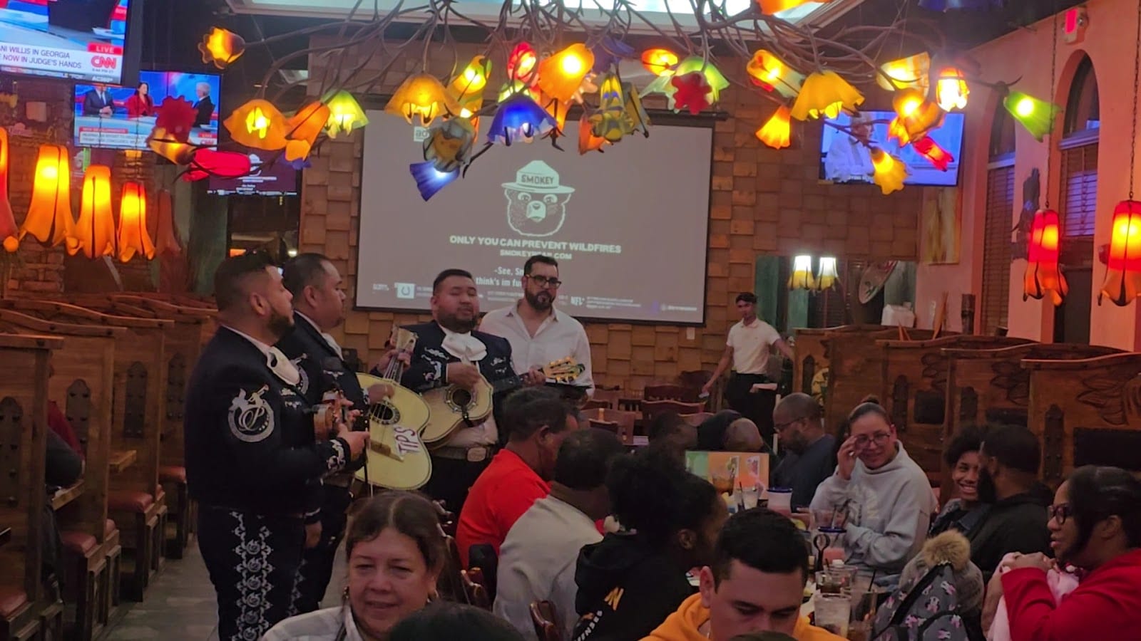 Las Trojas Cantina, photo 3
