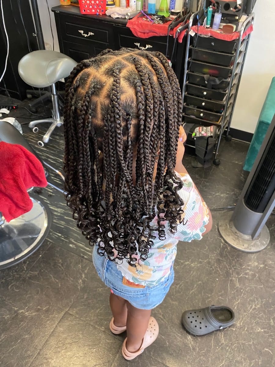 Z Image Beauty Salon / Barber Shop