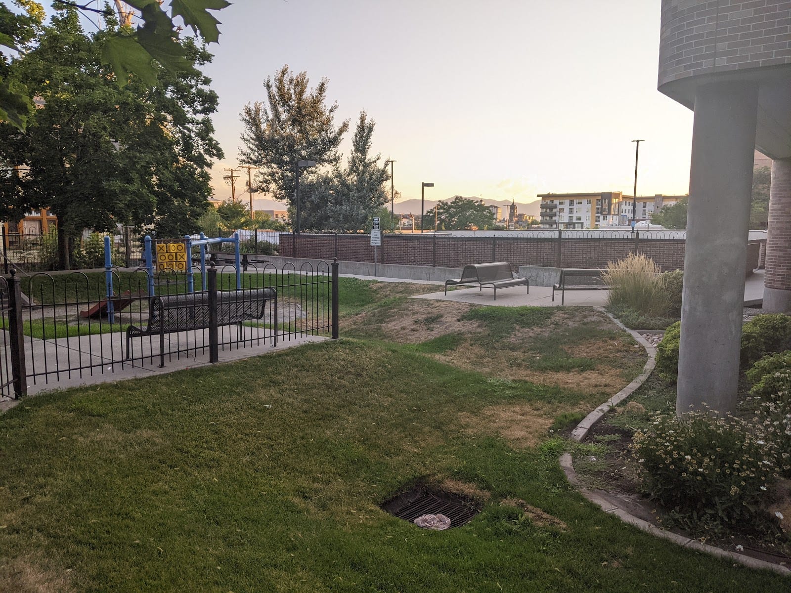 6th East Park