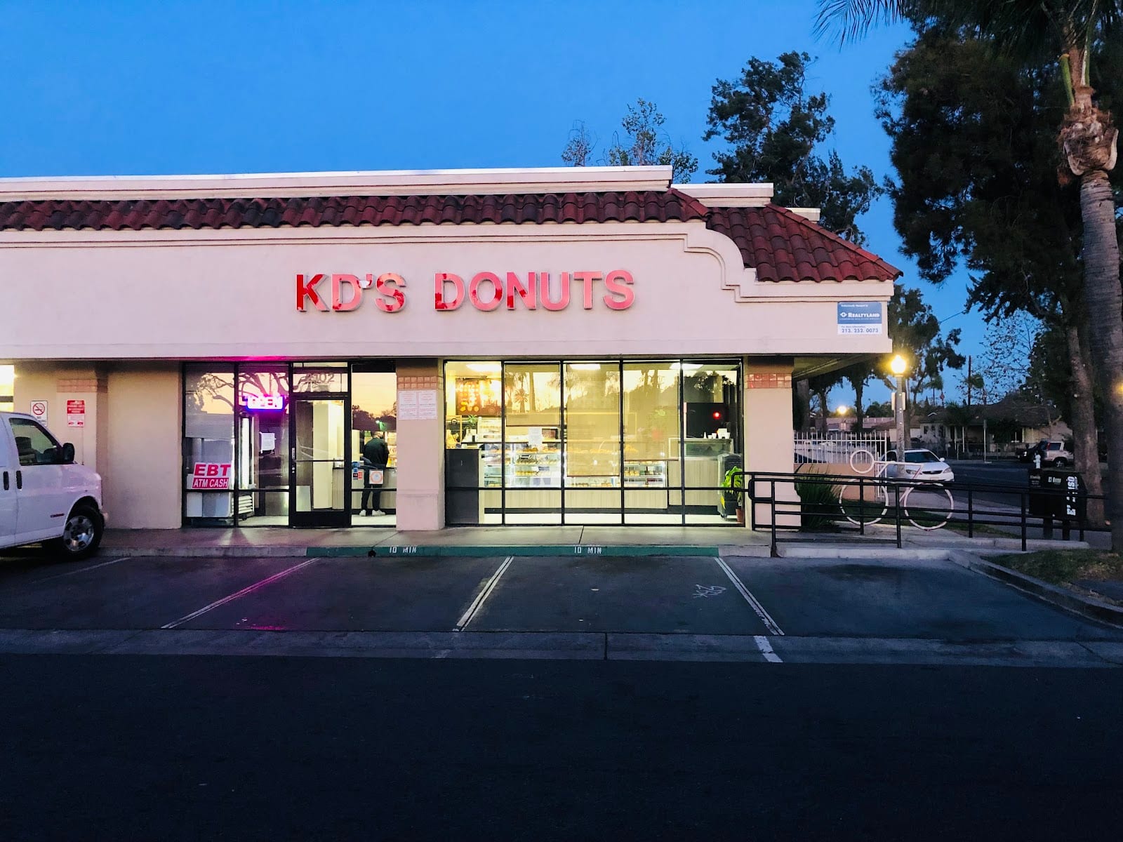 K D's Donuts, photo 2