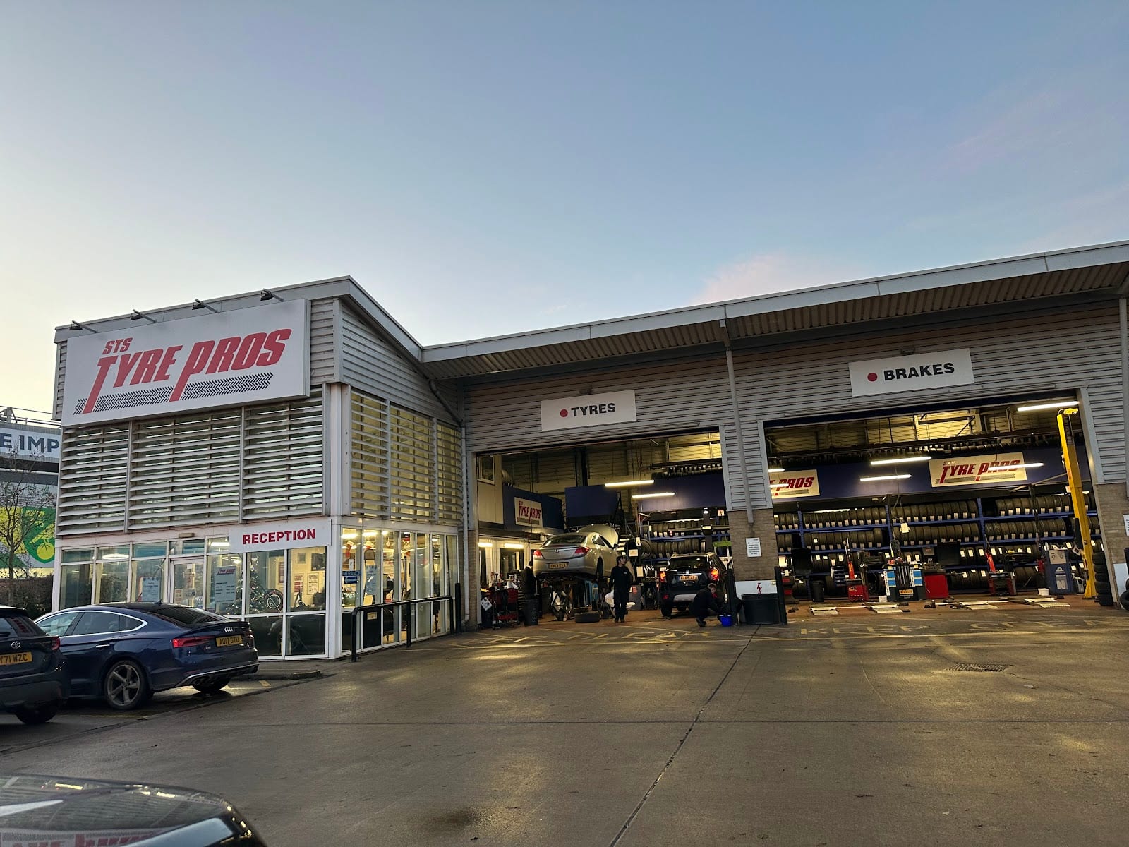 Tyre Pros Norwich - Canary Way, photo 2