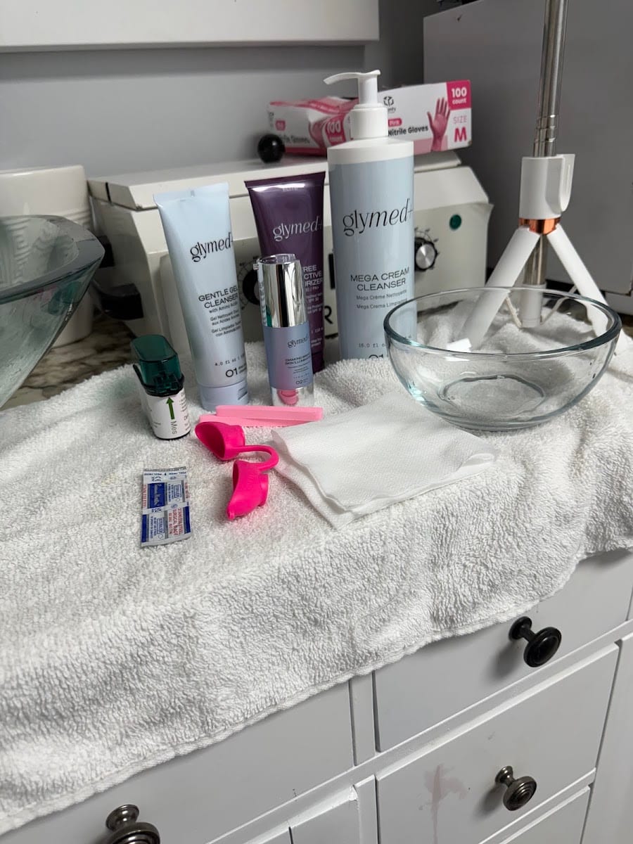Pretty Serious Salon, photo 2