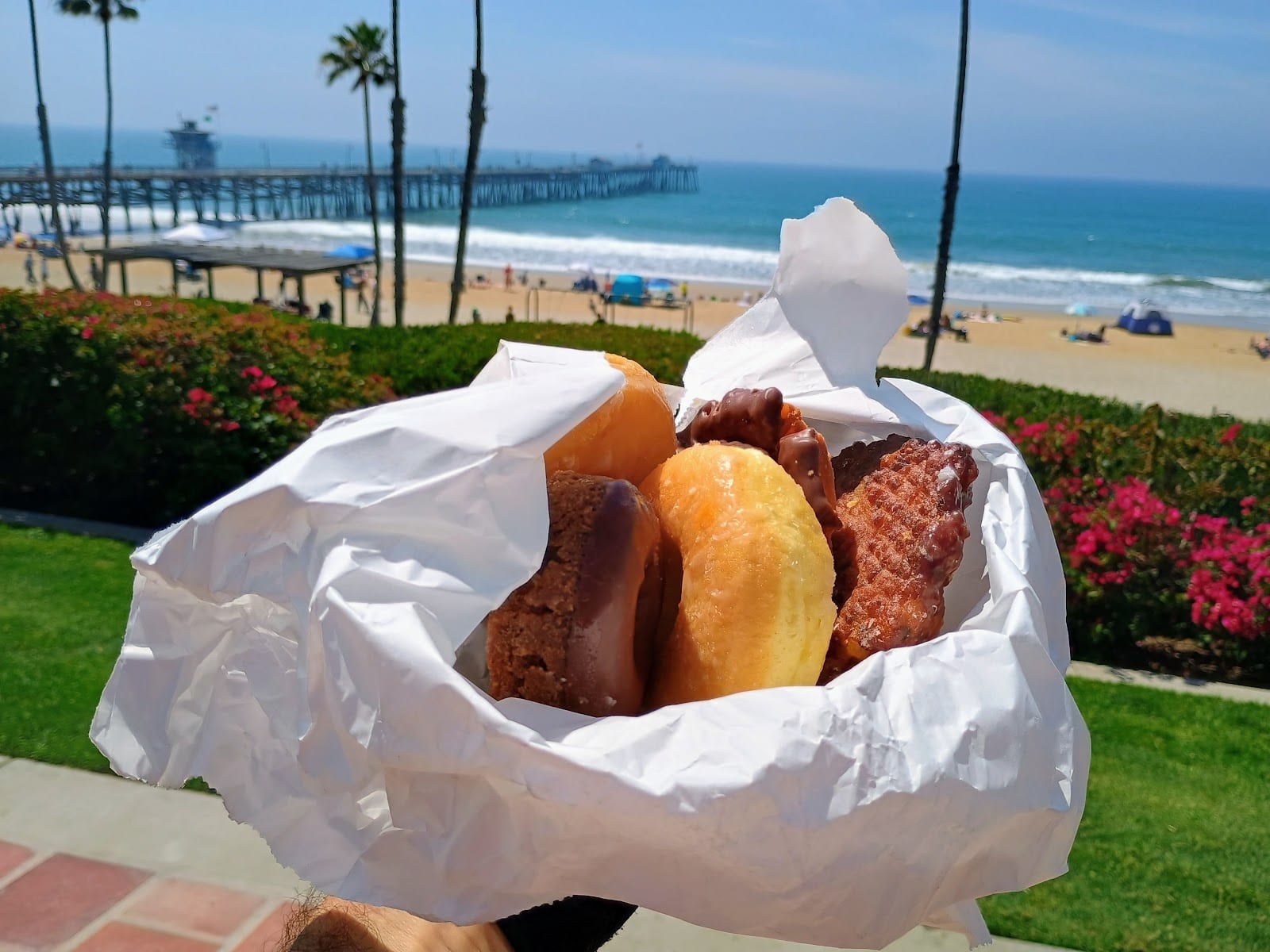 Donut House