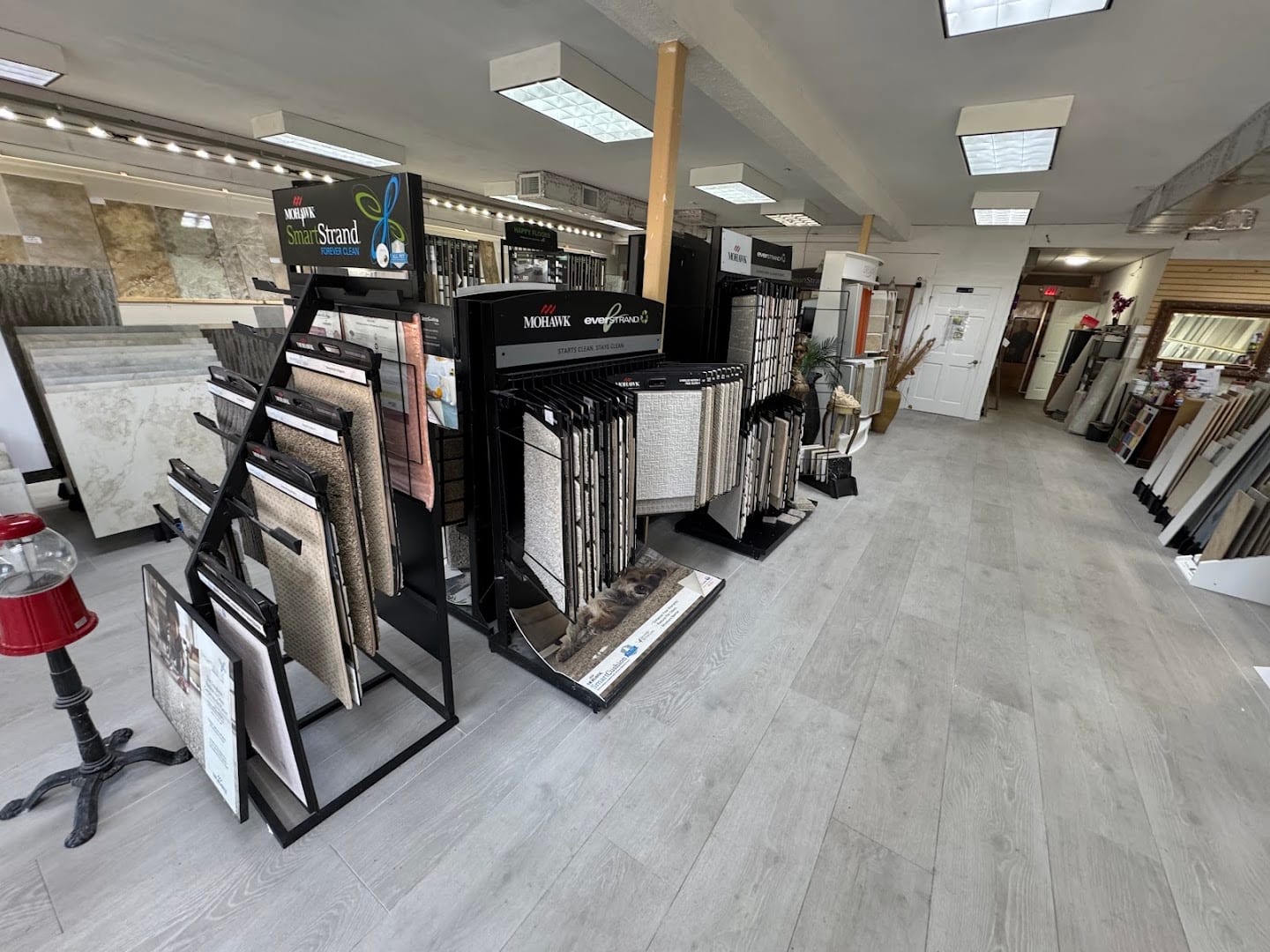Mark's Carpet and Tile, photo 3