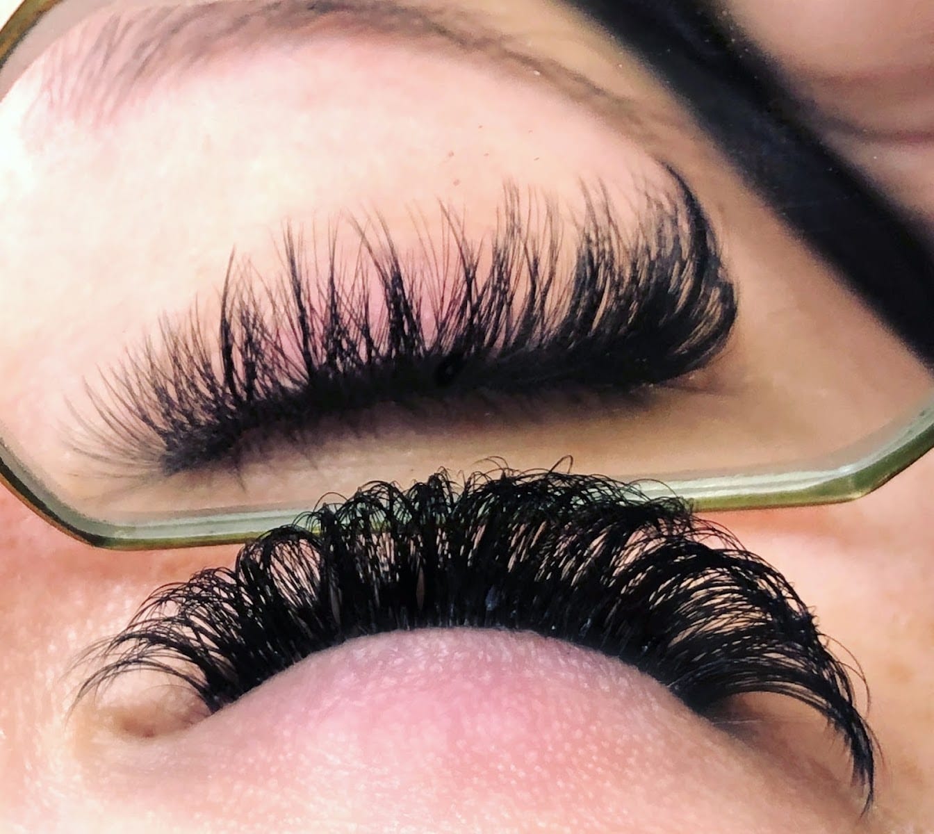 The Lash Snob, photo 3