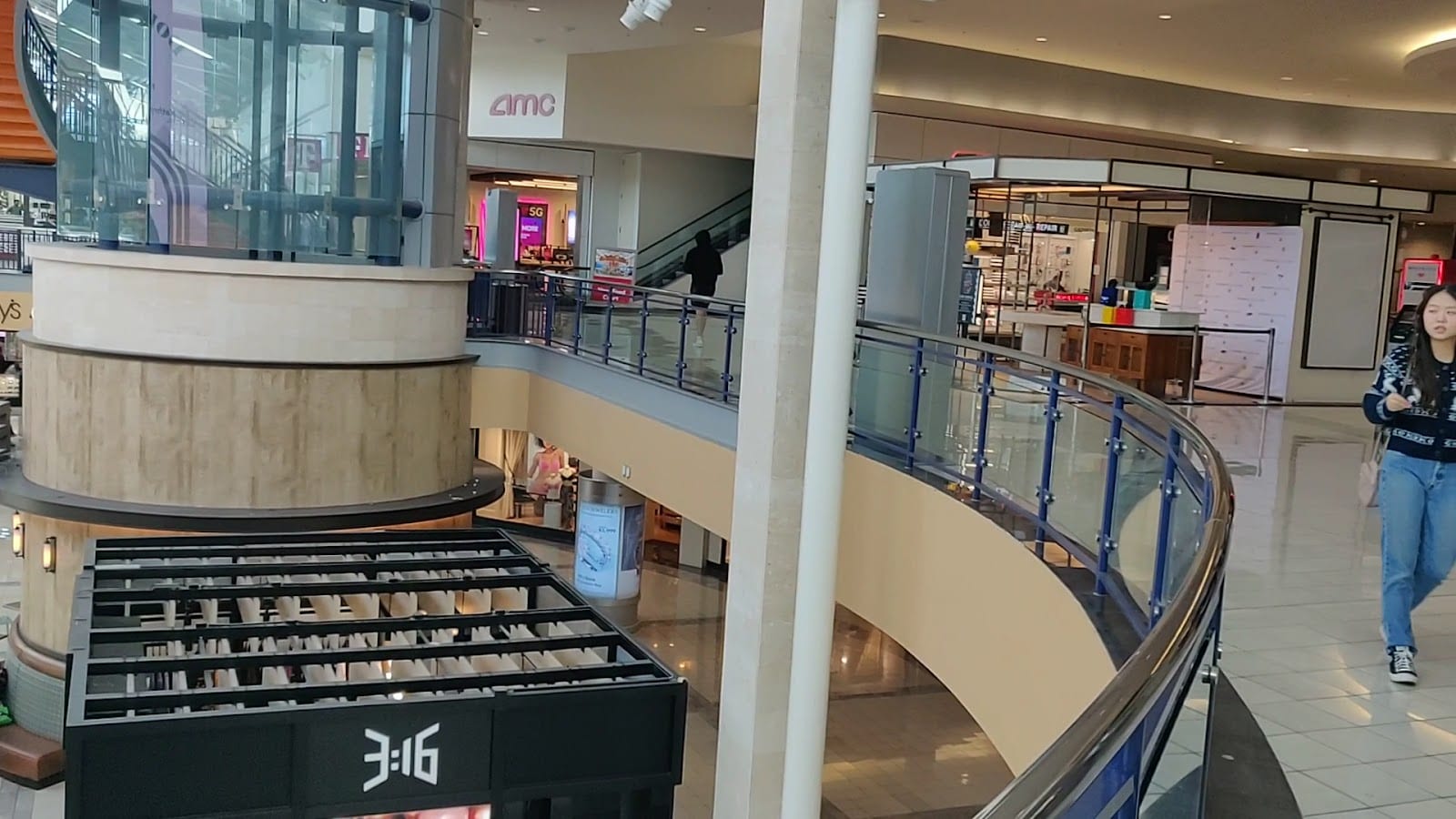 AMC Stonebriar 24, photo 3