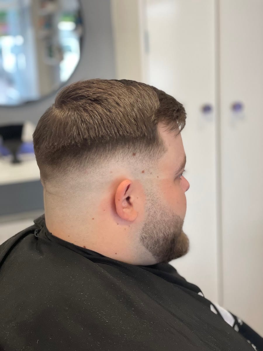 Friend Barbers, photo 2