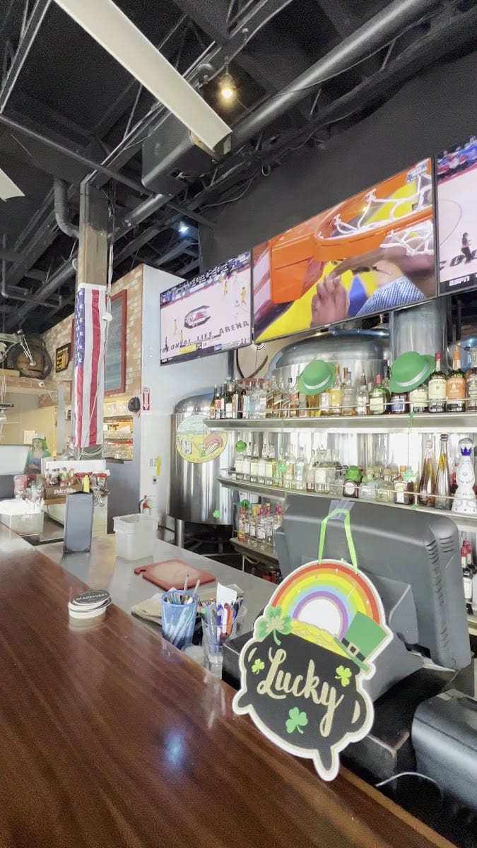 Huntington Beach Beer Company, photo 2