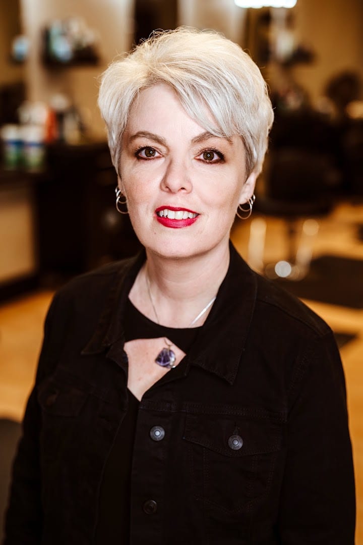 LynnIvan Salon, photo 3