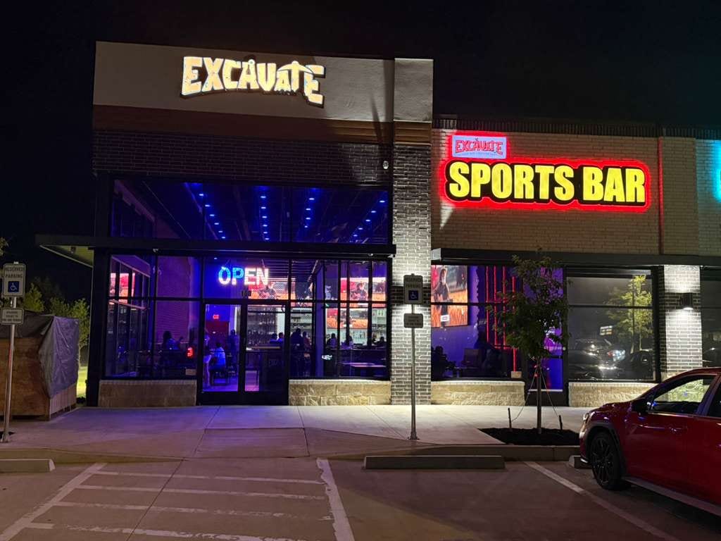 EXCAVATE SPORTS BAR, photo 2