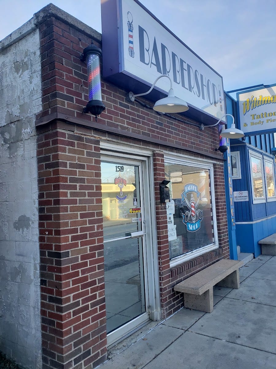 Cut n Up Barbershop, photo 2