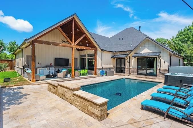 Extended Stay Fun Outdoor Games, Gym, BBQ, Dining - Vacation Home, photo 2