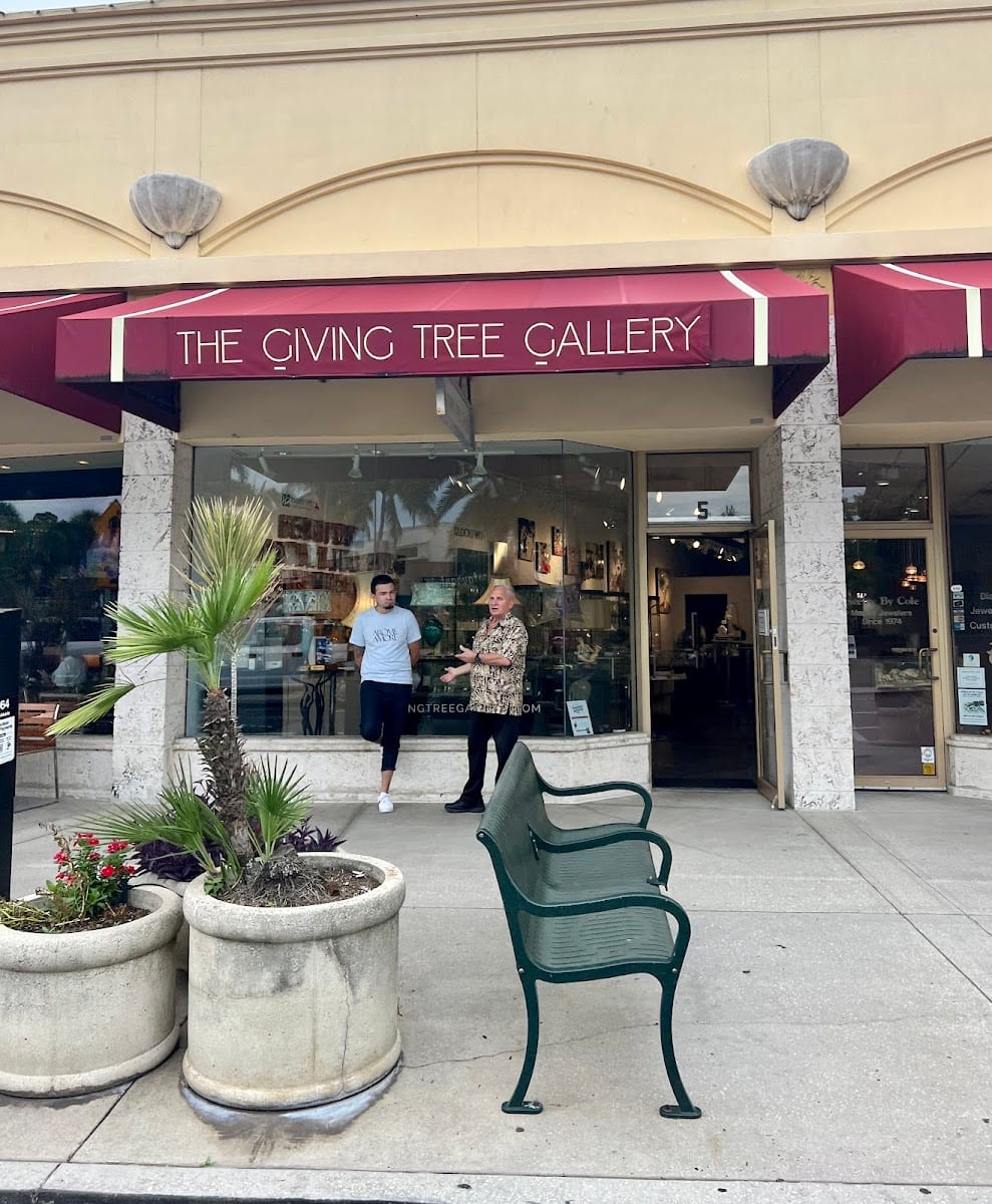 The Giving Tree Gallery, photo 2