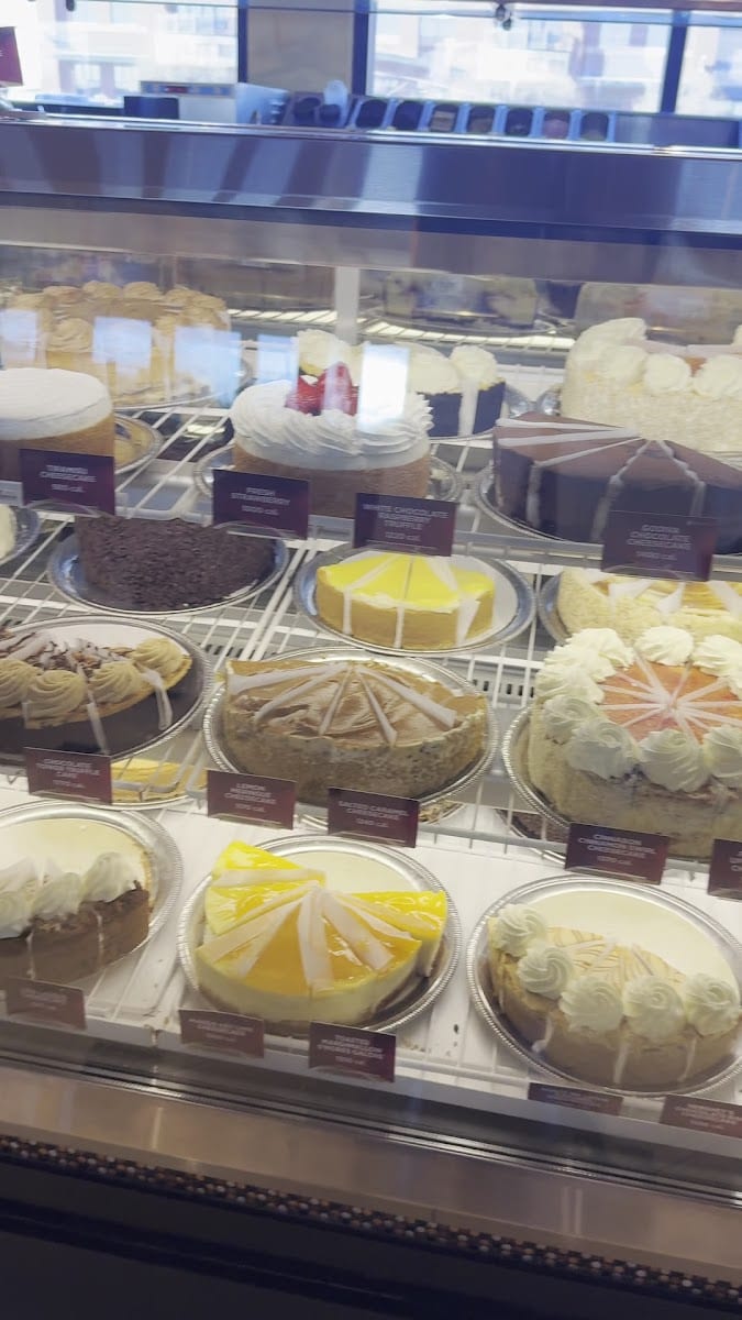 The Cheesecake Factory, photo 3