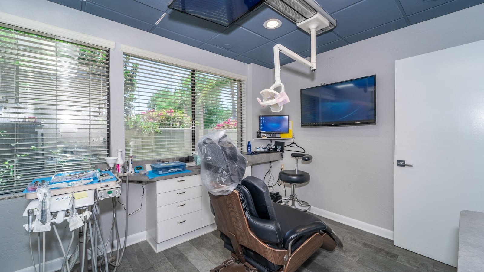 Today's Modern Dentistry - Family and Restorative Dentistry