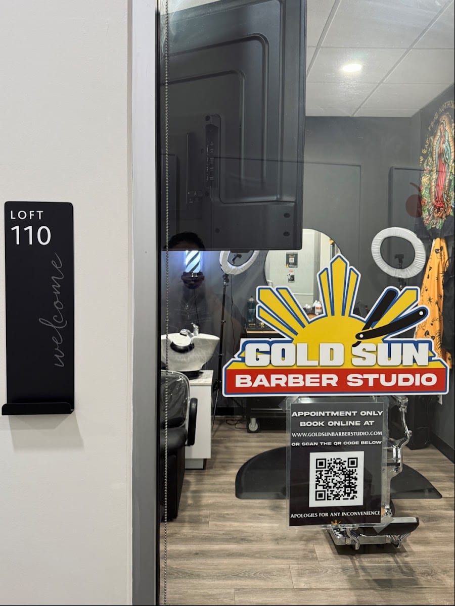 Gold Sun Barber Studio, photo 2