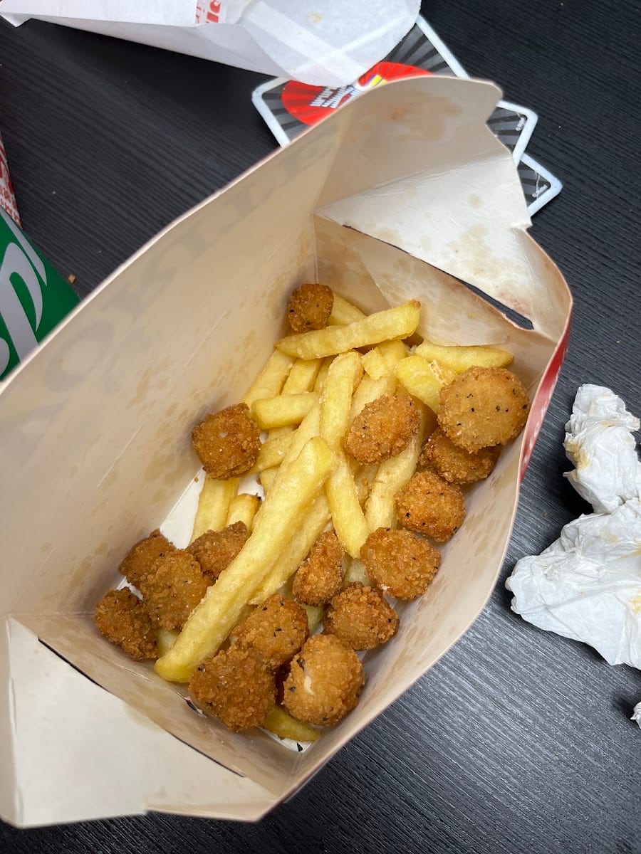 Favorite Chicken St Albans, photo 4