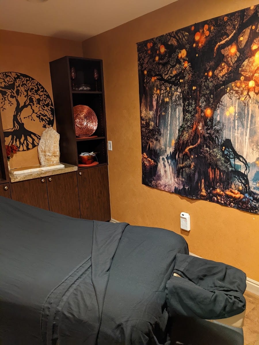 Heavenly Hands Massage Wellness Center, photo 3