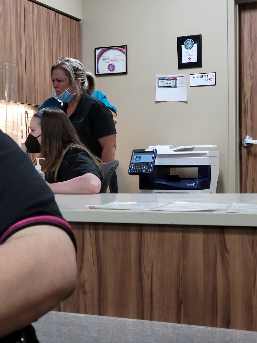 Covenant Urgent Care Quaker, photo 4