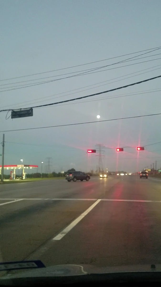 Exxon, photo 3