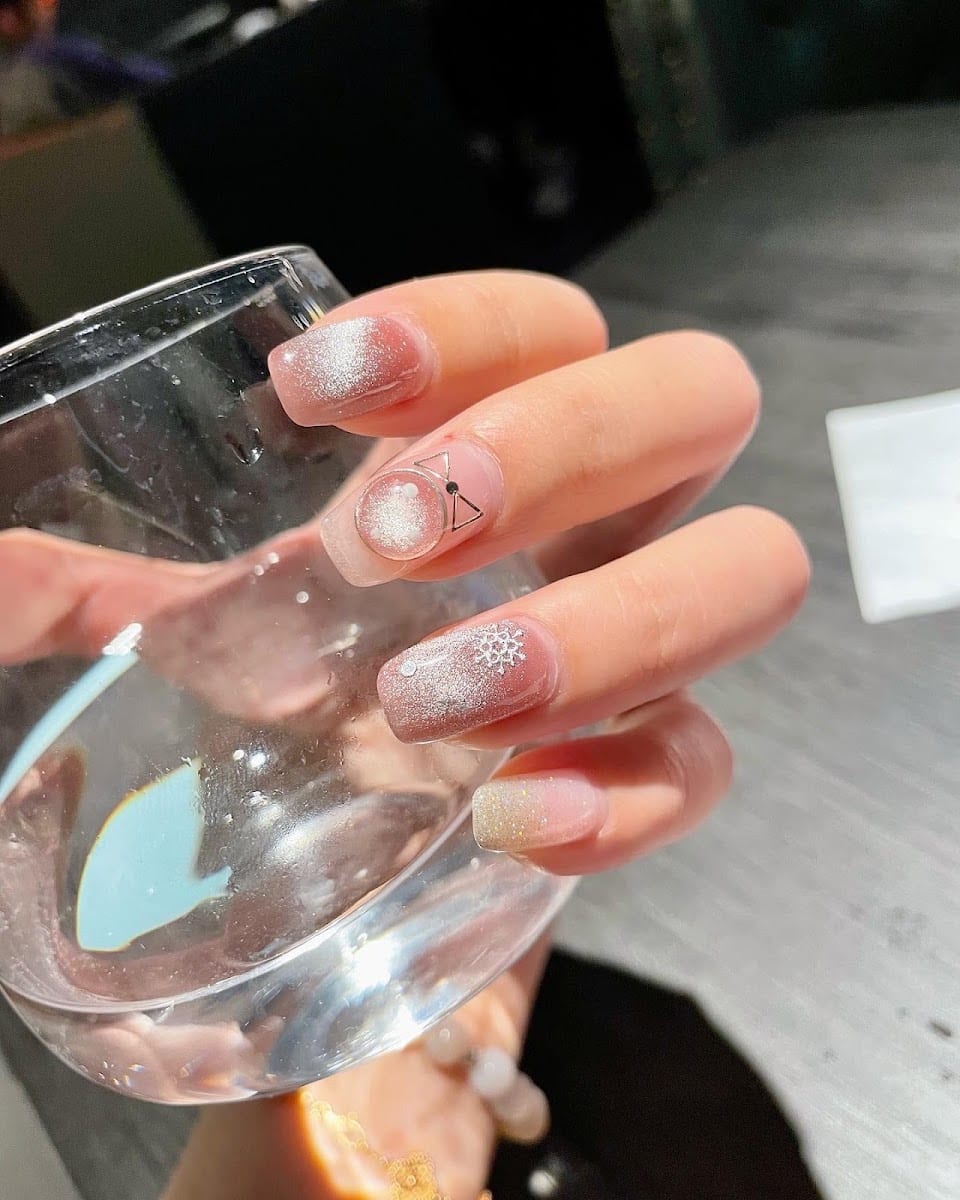 Bunny nails, photo 4