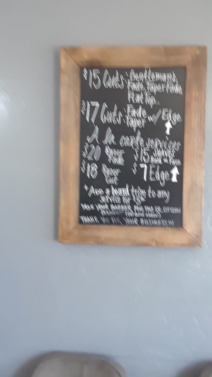 Mikeys G's Barber Shop, photo 3