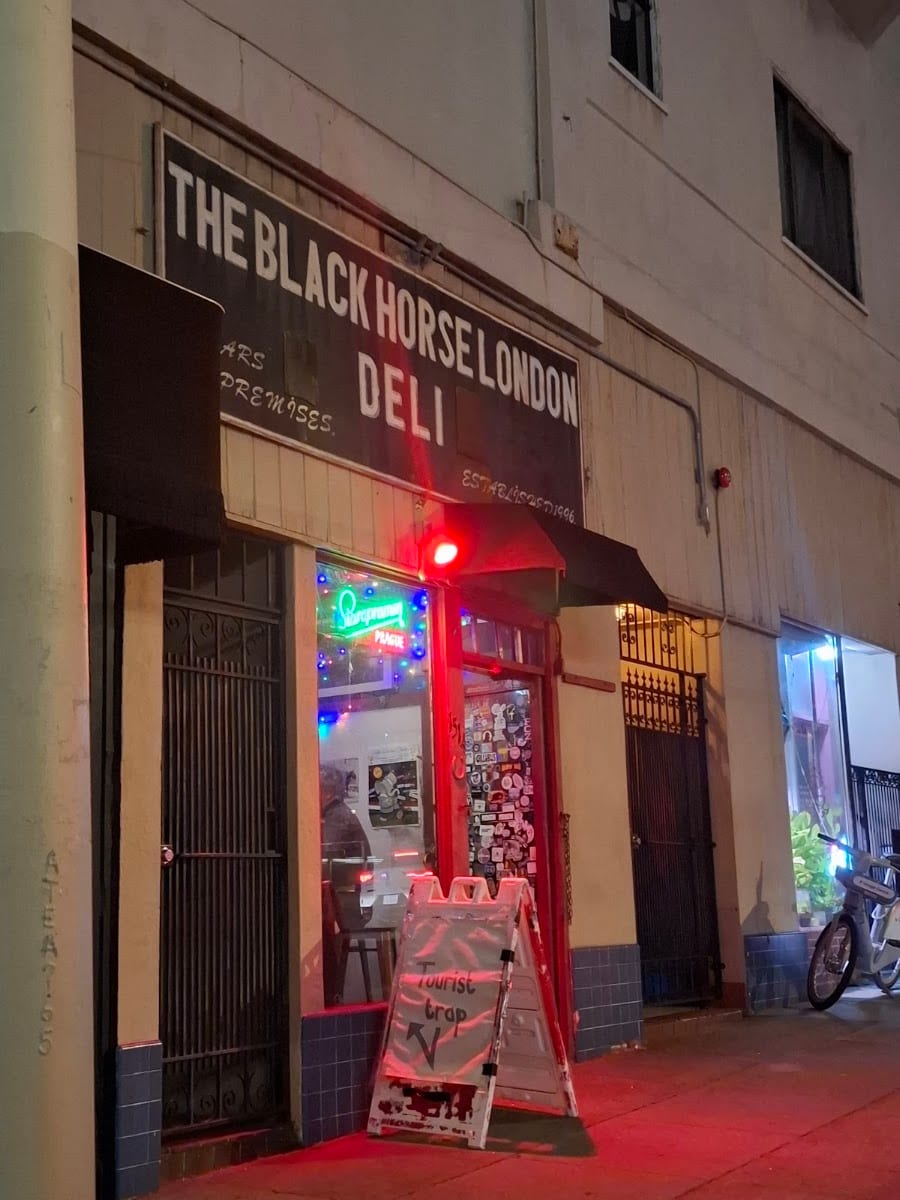 Black Horse London Pub