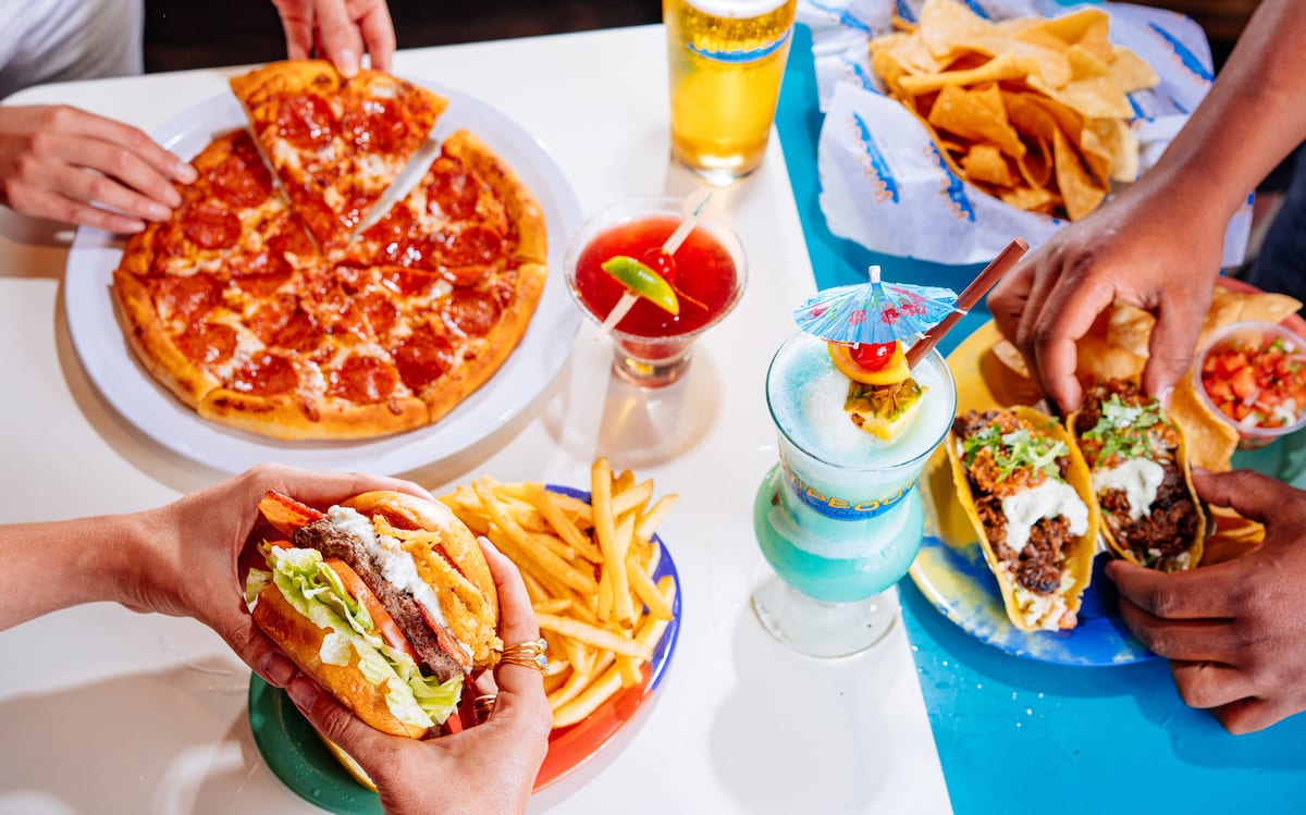 Wipeout Bar & Grill, photo 4