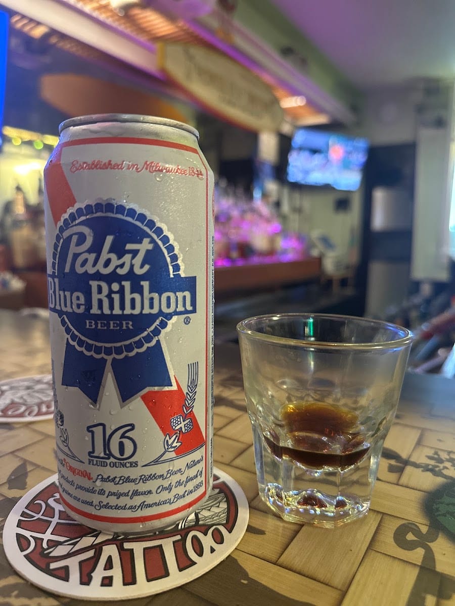 Honolulu Tavern
