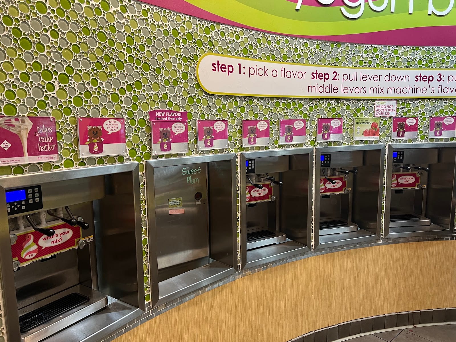 Menchie's Frozen Yogurt