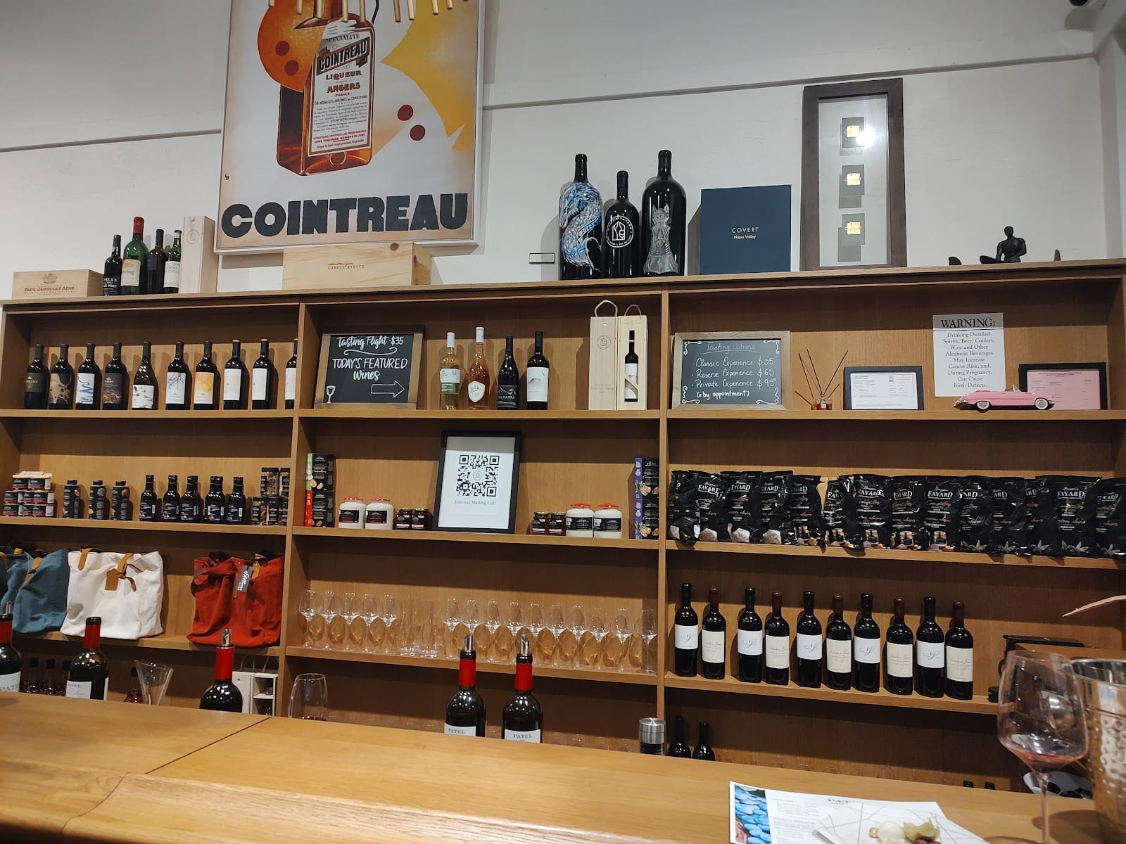 Maison Fayard - Bottle store, gifts and tastings, photo 3
