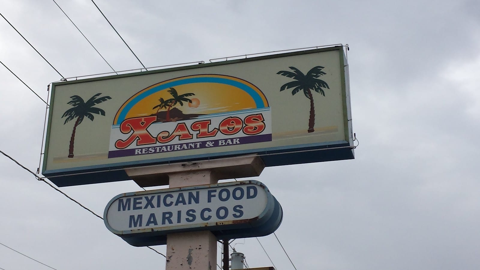 Xalos Bar