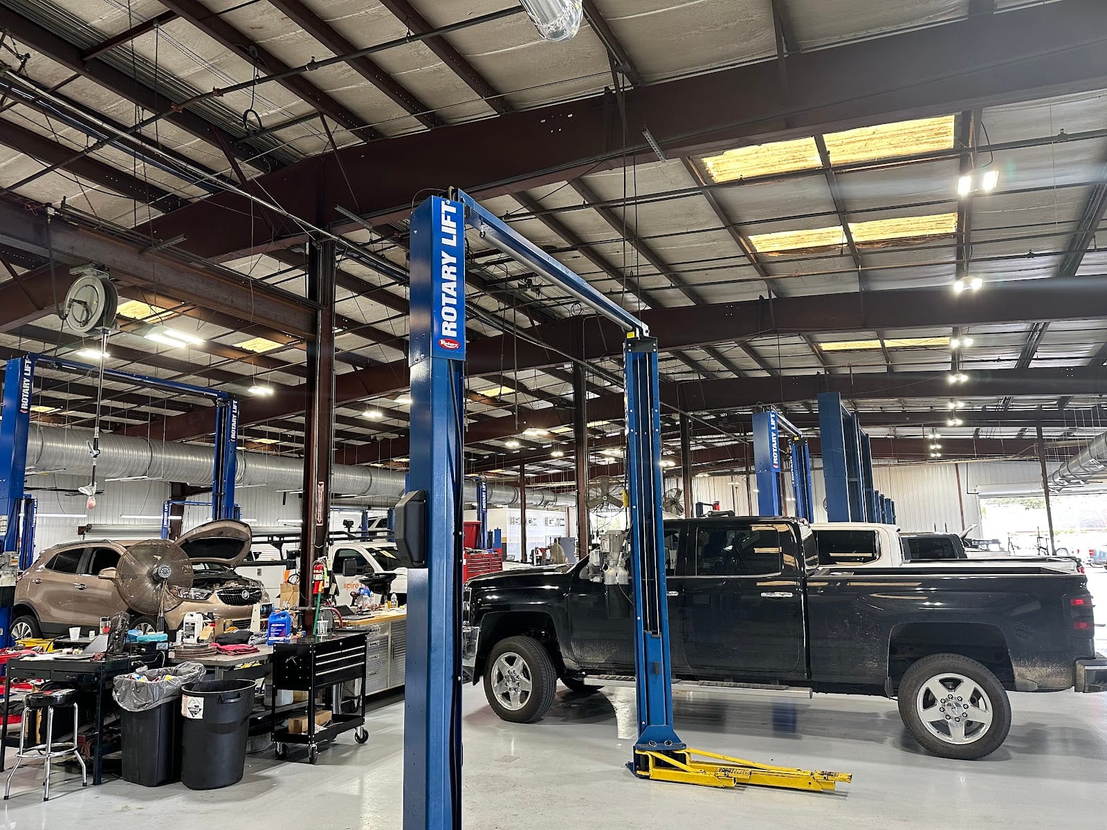 McConnell GMC Service, photo 3