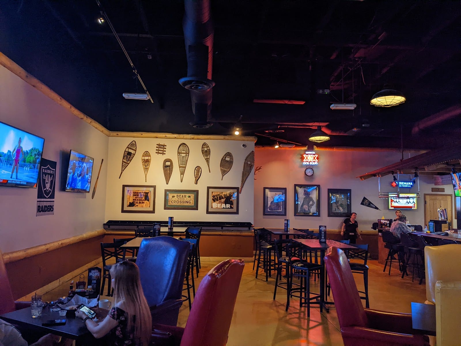 Timbers Bar & Grill, photo 4
