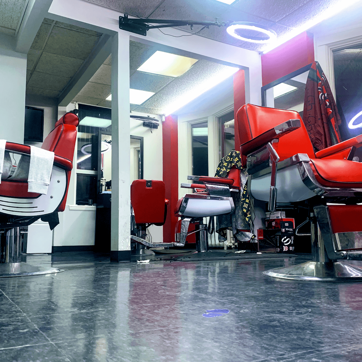 Rock Da House Barber Shop