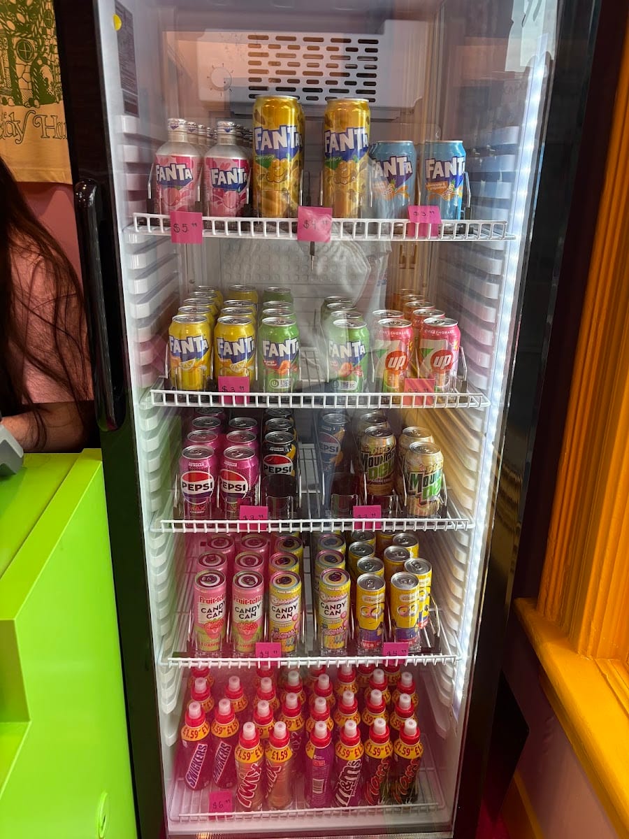 Willy's Candy Shop, photo 3