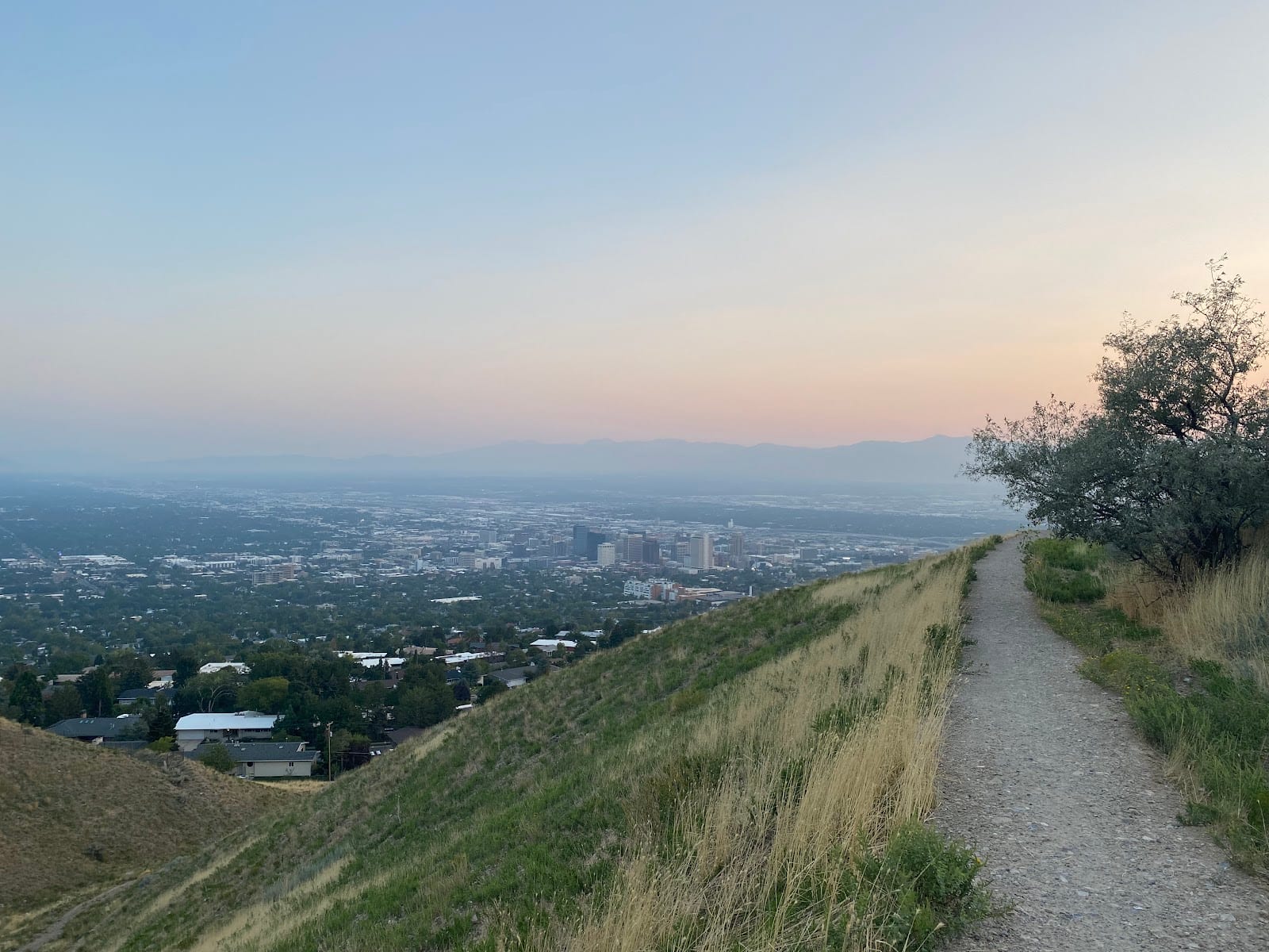 Bonneville Shoreline Access Trailhead