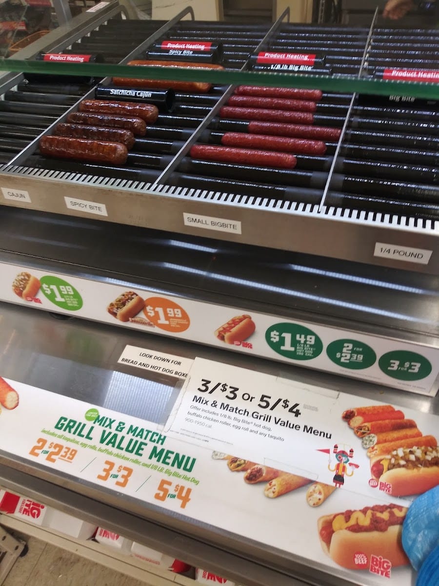 7-Eleven, photo 2