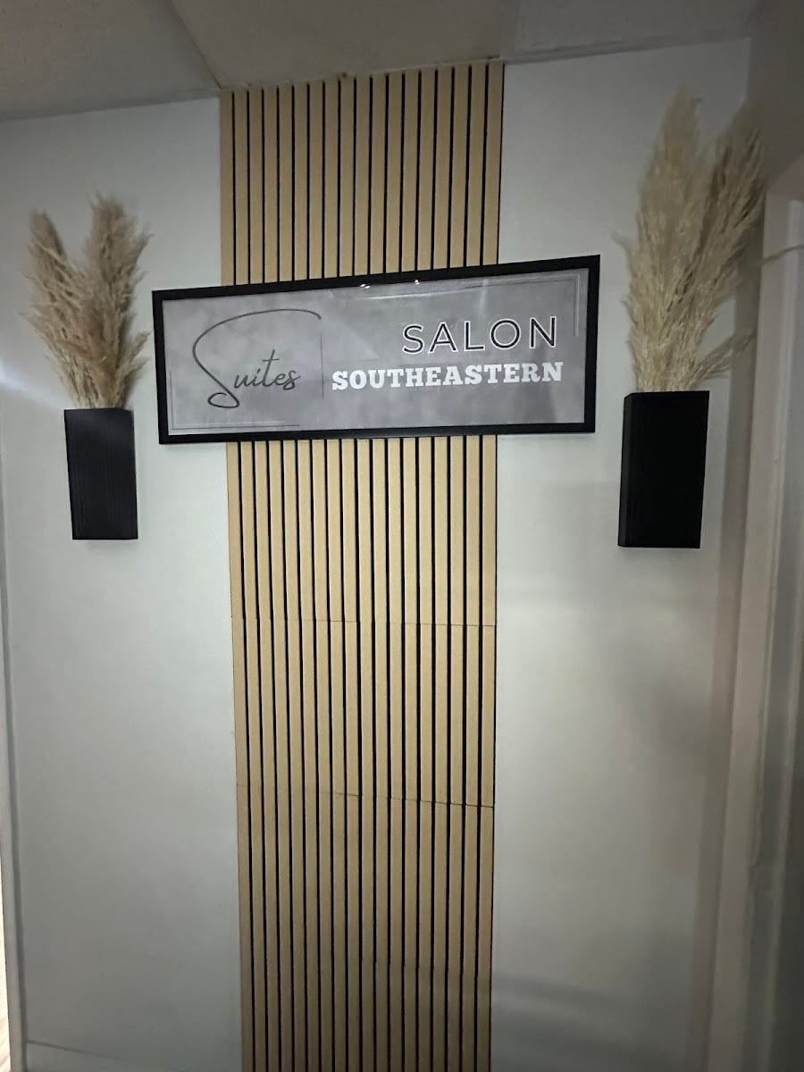 Salon Southeastern, photo 3