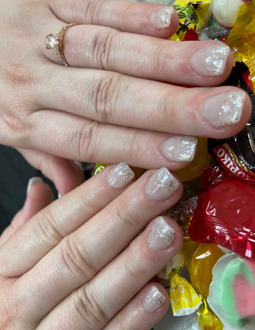 Fabulous Nails, photo 4