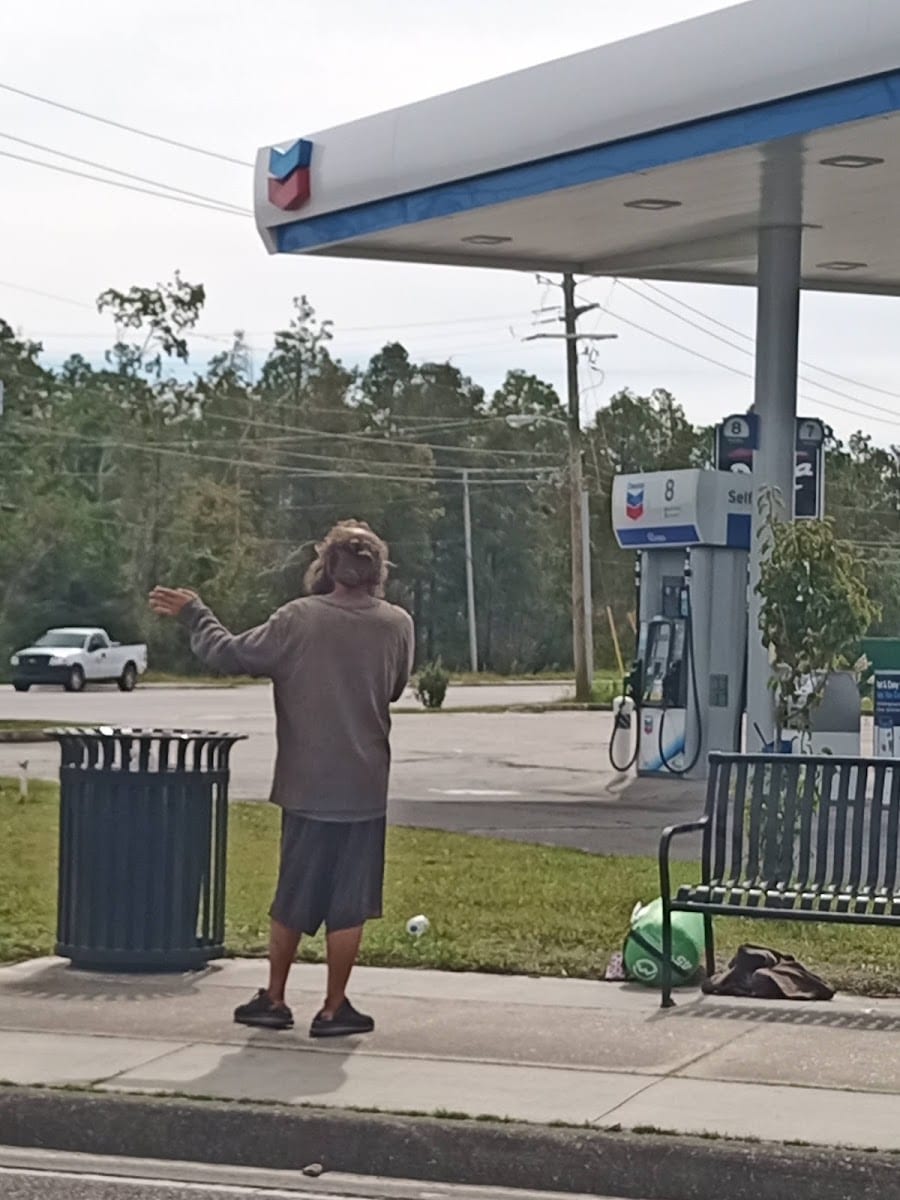 Exxon, photo 3