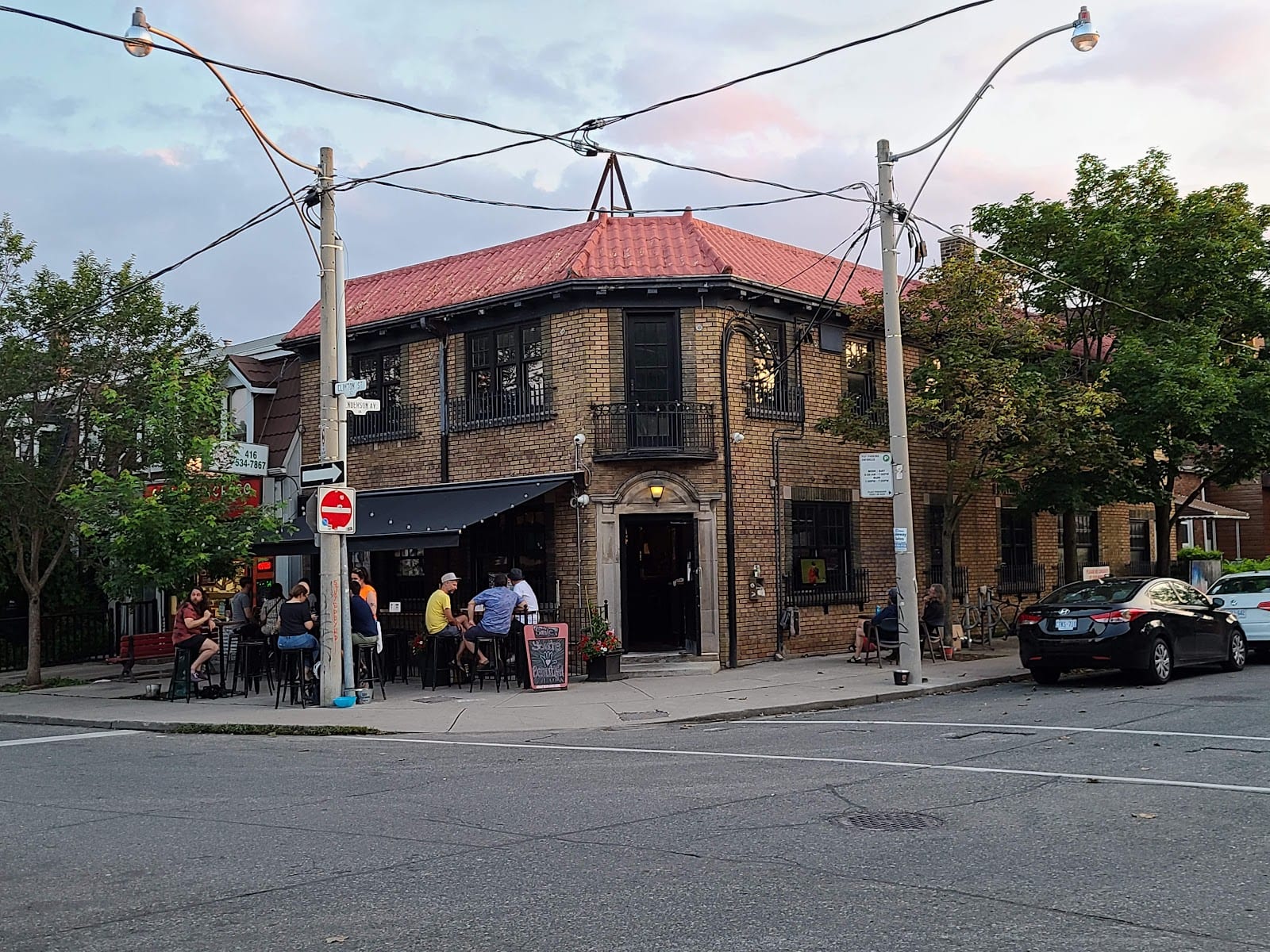 Monarch Tavern, photo 4