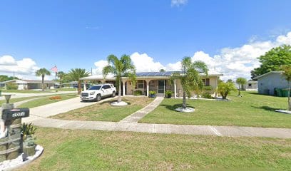 Port Charlotte Lawn Care LL